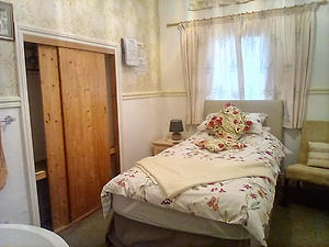 single bed room 1